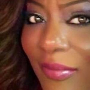 Meet your Posher, Valarie